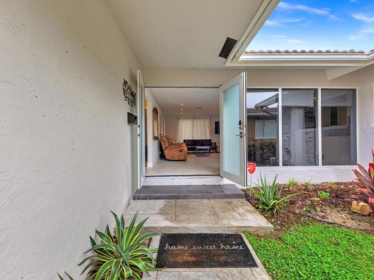 Supervilla - 3Br/2Ba - Pool - Walk To Beach Hollywood Exterior foto